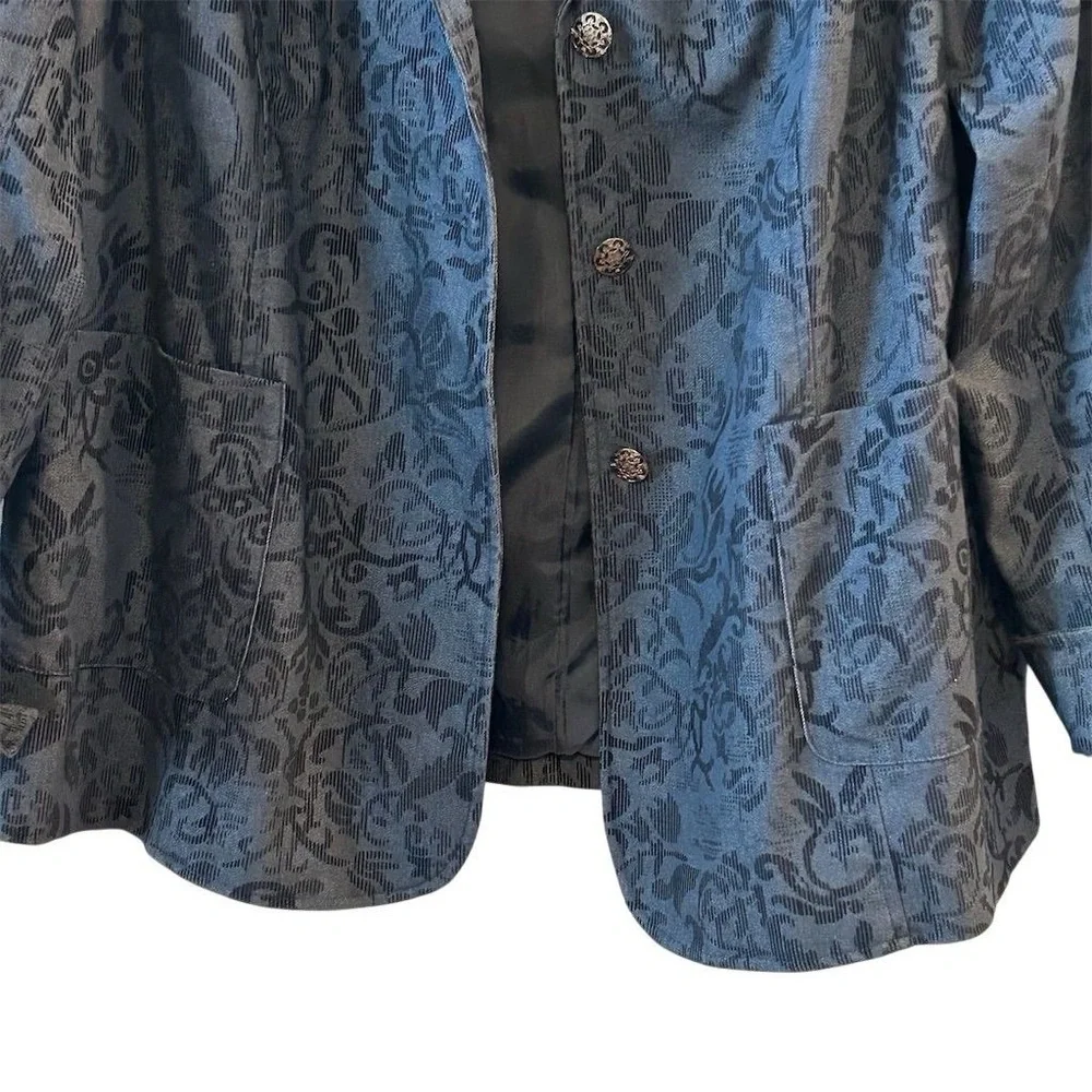 Susan Graver Printed LK Fusion Cutaway Hem Jacket/Black‎ X-Small
